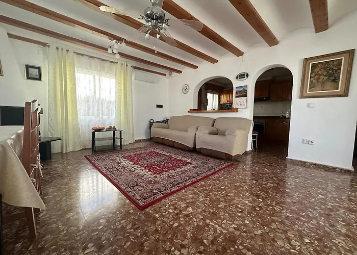 Con Piscina Privada